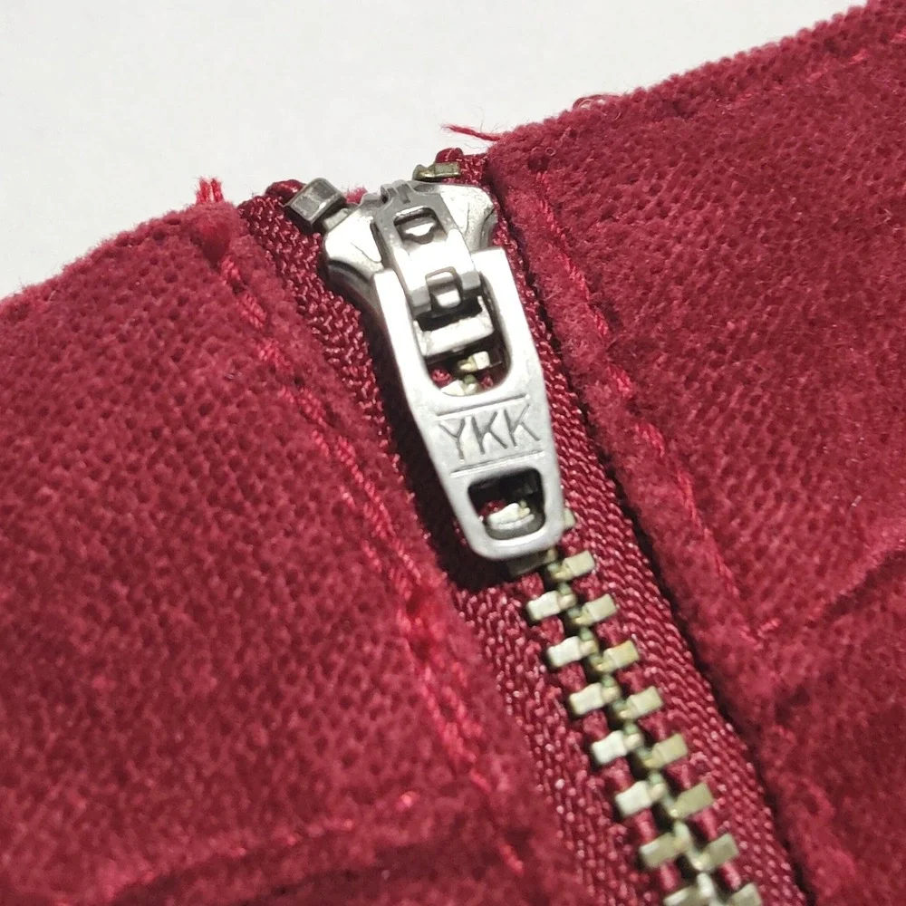 Mossimo Red Velvet Studded Mini Skirt Y2K Western Indie Sleaze Size 10